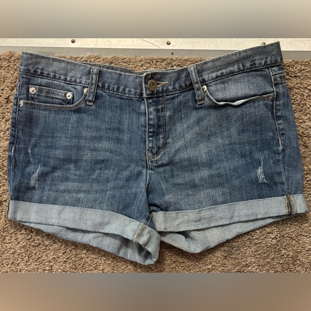 Banana Republic Woman10 Denim Blue Shorts Cuffed Hem Distressed Style Like New